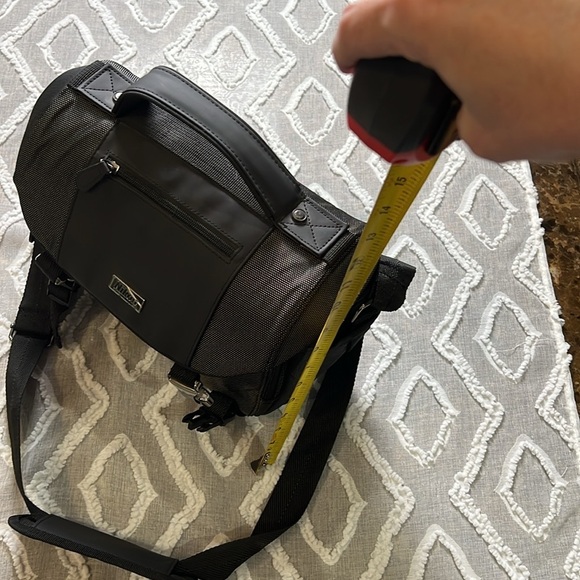 Nikon Digital SLR DSLR Black Padded Shoulder Camera Case Bag. B17 - Picture 5 of 5